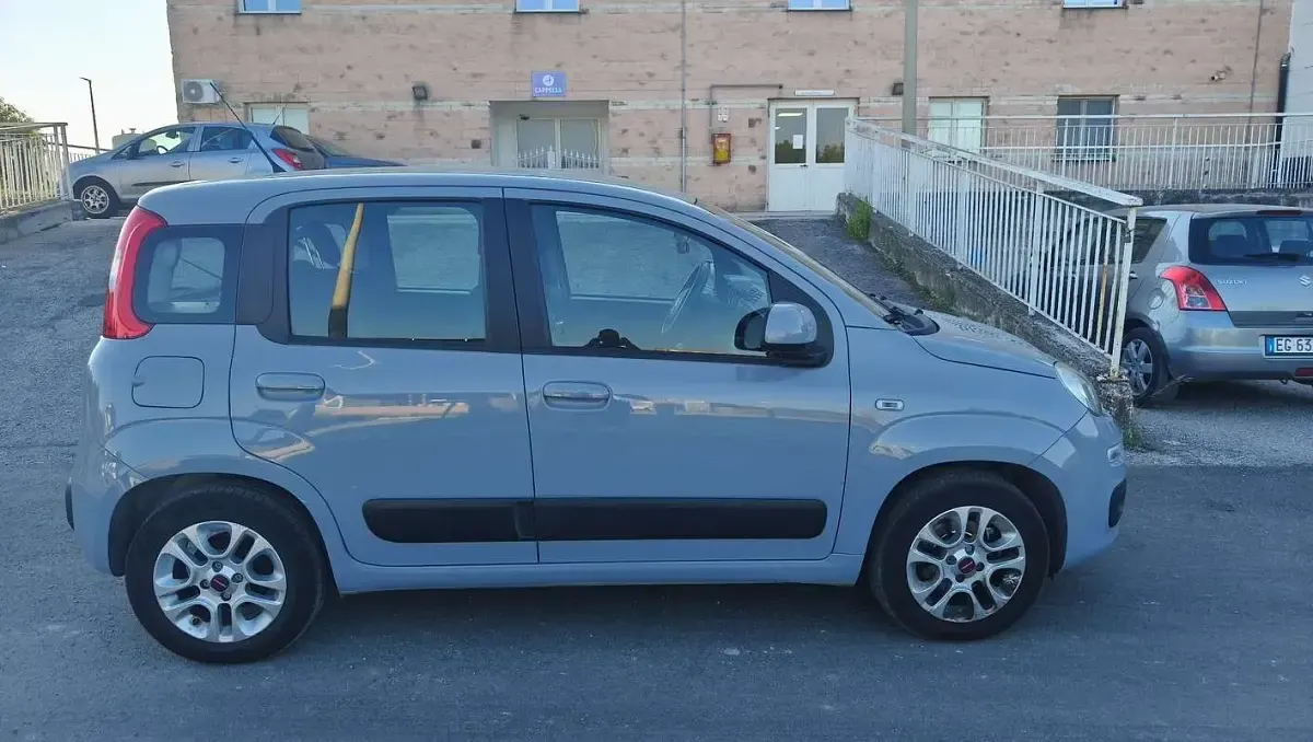 Usata Fiat Panda Lounge 69 CV (50 kW) 2019 Grigio Utilitaria