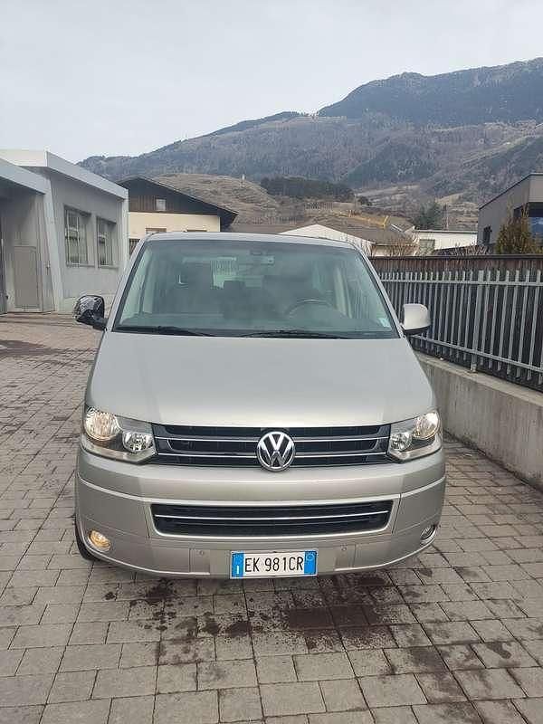 Begagnad VW T5 Highline 179 HK (131 kW) 2011 Van