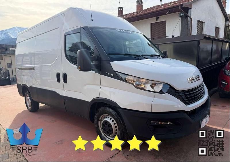 Usata Iveco Daily 116 CV (85 kW) 2020 Bianco Furgone