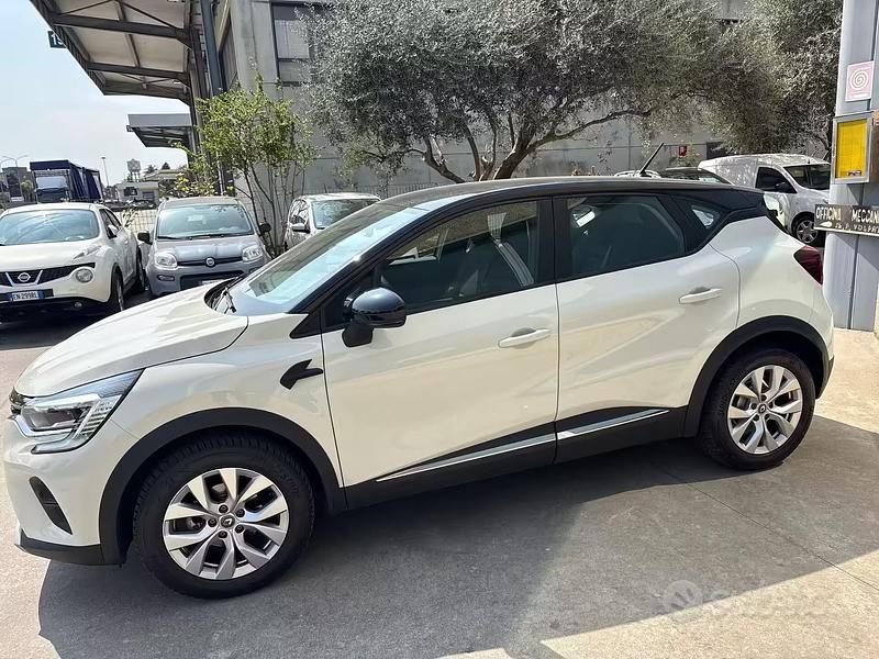 Usata Renault Captur Techno 145 CV (106 kW) 2025 SUV