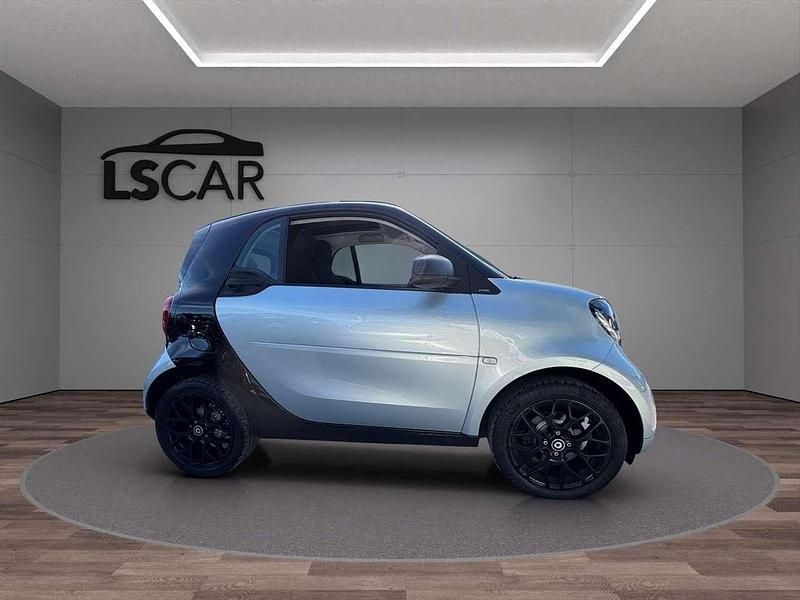 Usata Smart ForTwo Coupé Passion 71 CV (52 kW) 2017 Grigio Utilitaria