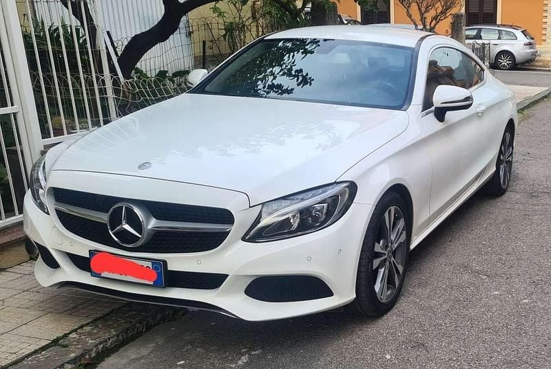 Usata Mercedes C220 Premium 220 CV (161 kW) 2017 Bianco Coupé