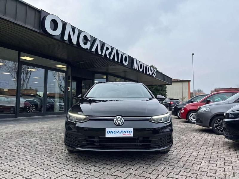 Usata VW Golf VIII Life 110 CV (80 kW) 2024 Nero Berlina
