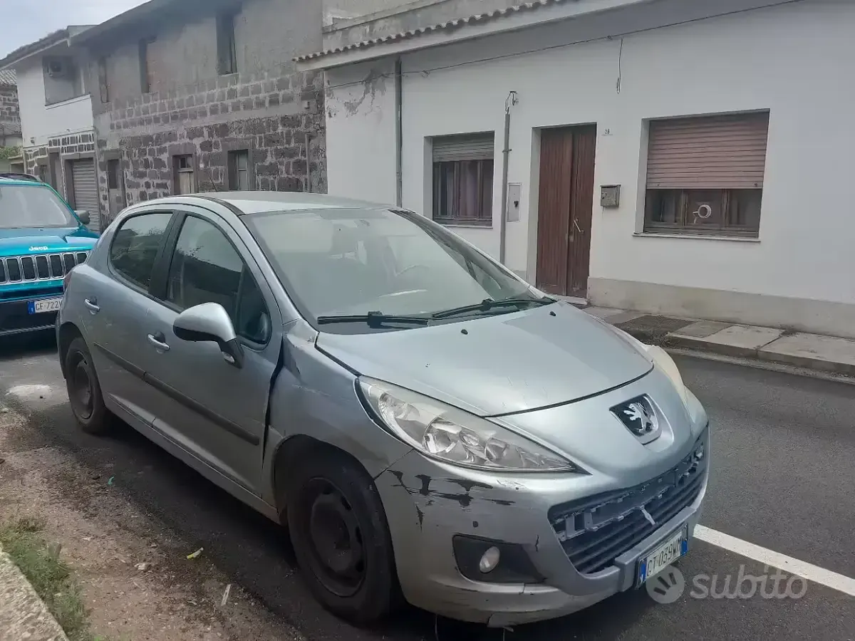 Usata Peugeot 207 68 CV (50 kW) 2011 Berlina