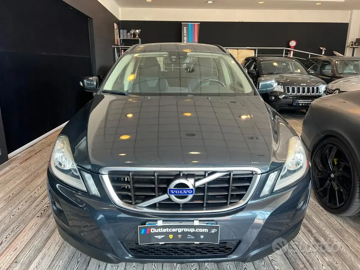 Usata Volvo XC60 Momentum 163 CV (119 kW) 2009 Grigio SUV