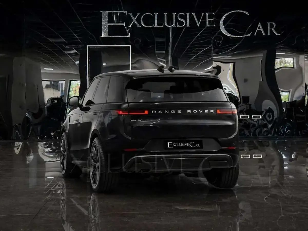 Uusi Land Rover Range Rover Sport HSE 300 HP (220 kW) 2026 Musta Katumaasturi