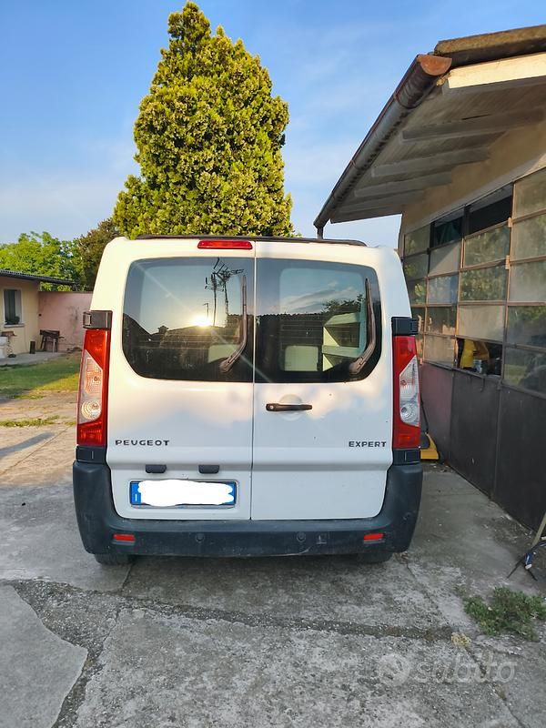 Usata Peugeot Expert 79 CV (58 kW) 2011 Bianco Furgone