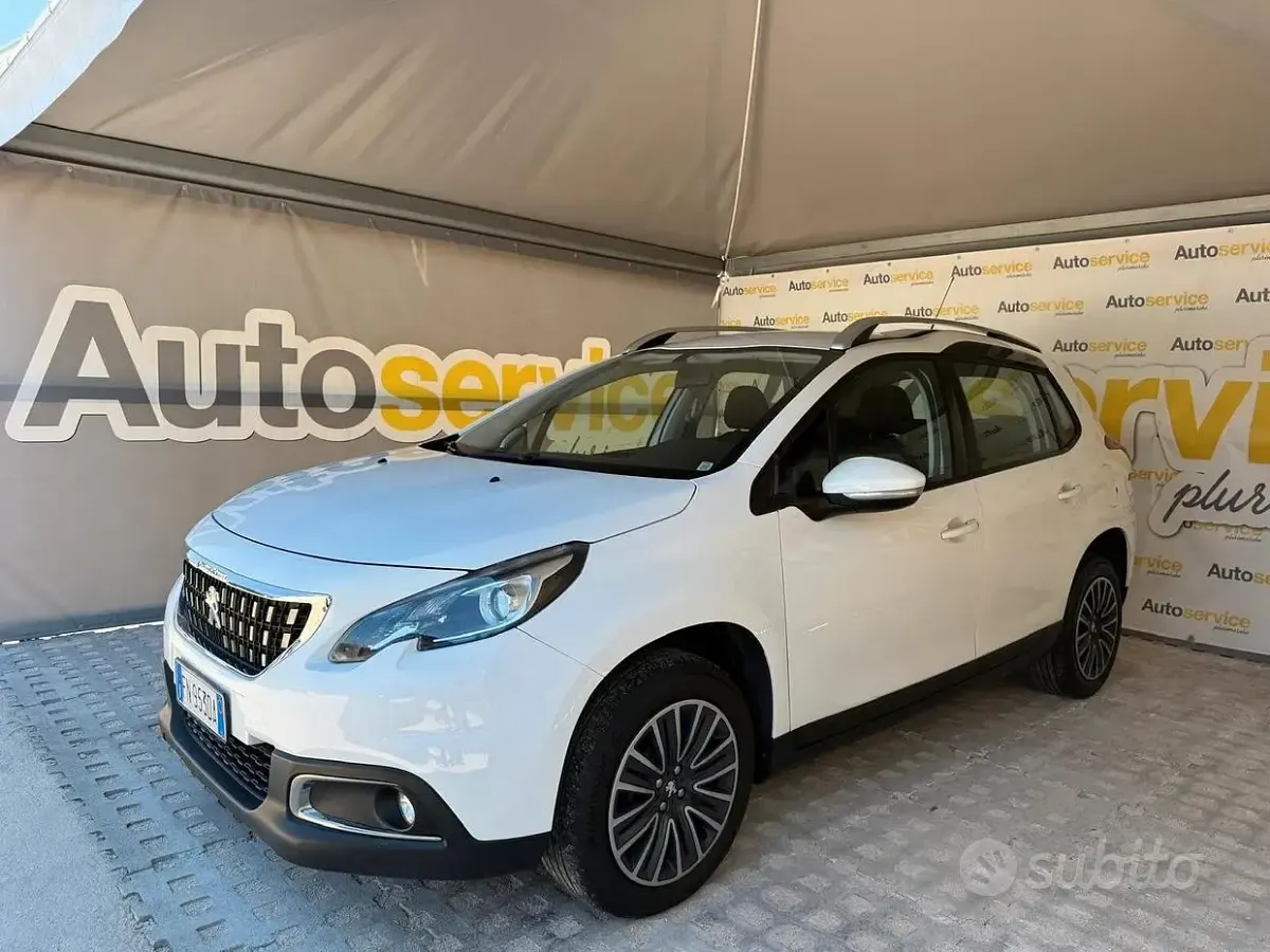 Usata Peugeot 2008 Active 75 CV (55 kW) 2018 Bianco SUV