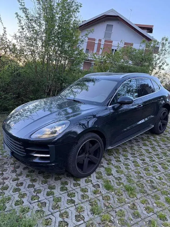 Gebraucht Porsche Macan 245 PS (180 kW) 2019 Schwarz SUV