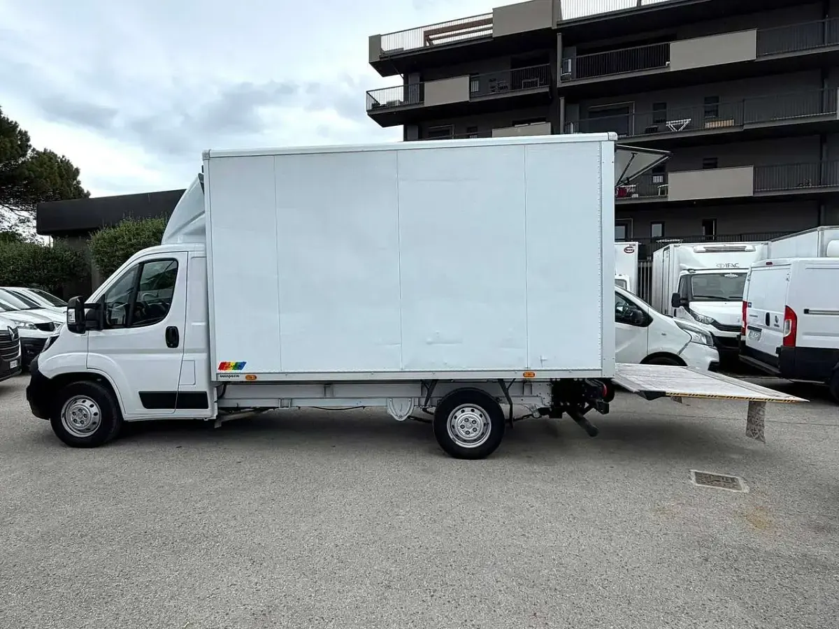 Käytetty Fiat Ducato 140 HP (102 kW) 2024 Valkoinen Van
