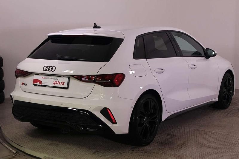 Usata Audi A3 S-Line 150 CV (110 kW) 2024 Bianco Berlina