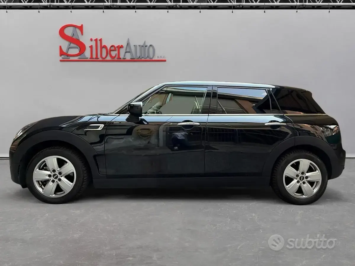 Usata Mini Cooper Clubman Essential 136 CV (100 kW) 2022 Nero Station wagon
