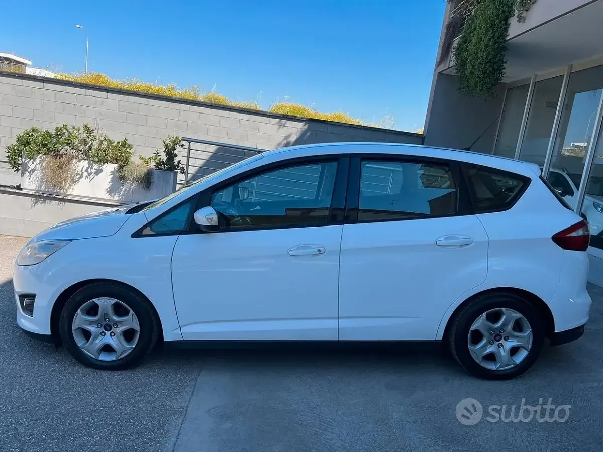 Usata Ford C-MAX 95 CV (69 kW) 2013 Bianco Monovolume
