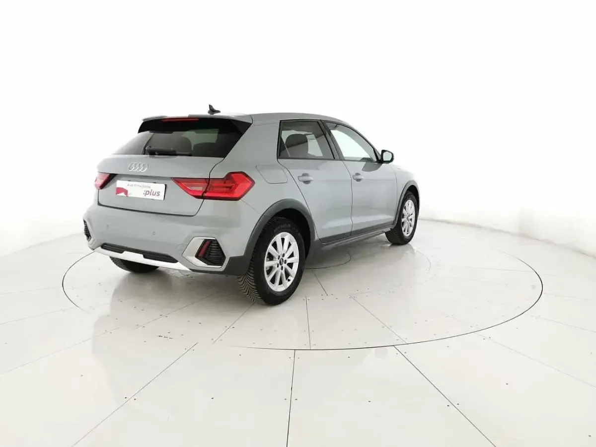 Usata Audi A1 Business 116 CV (85 kW) 2025 Grigio freccia perla SUV