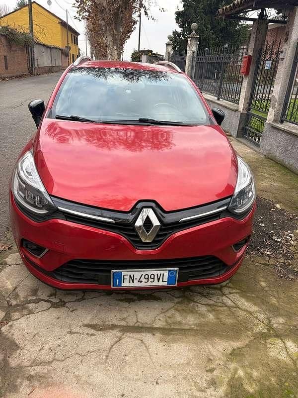 Usata Renault Clio GrandTour 90 CV (66 kW) 2018 Rosso Station wagon