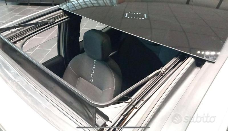 Usata Renault Twingo 75 CV (55 kW) 2010 Utilitaria