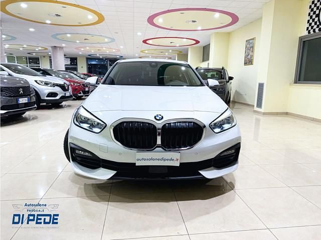 Usata BMW 116 Advantage 116 CV (85 kW) 2023 Bianco Utilitaria