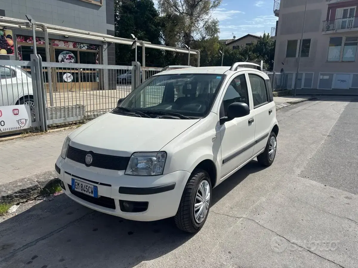 Usata Fiat Panda 80 CV (58 kW) 2012 Bianco Utilitaria