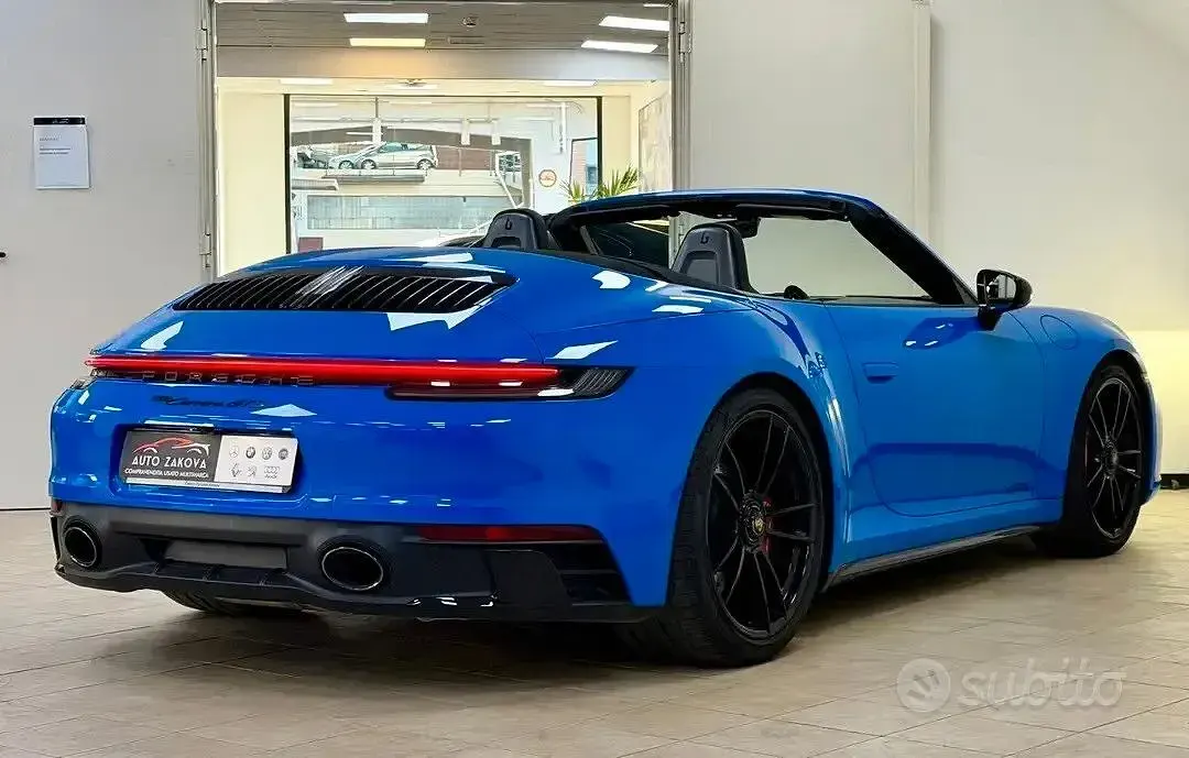 Usata Porsche 911 Carrera S 480 CV (353 kW) 2021 Bluazzurro Coupé