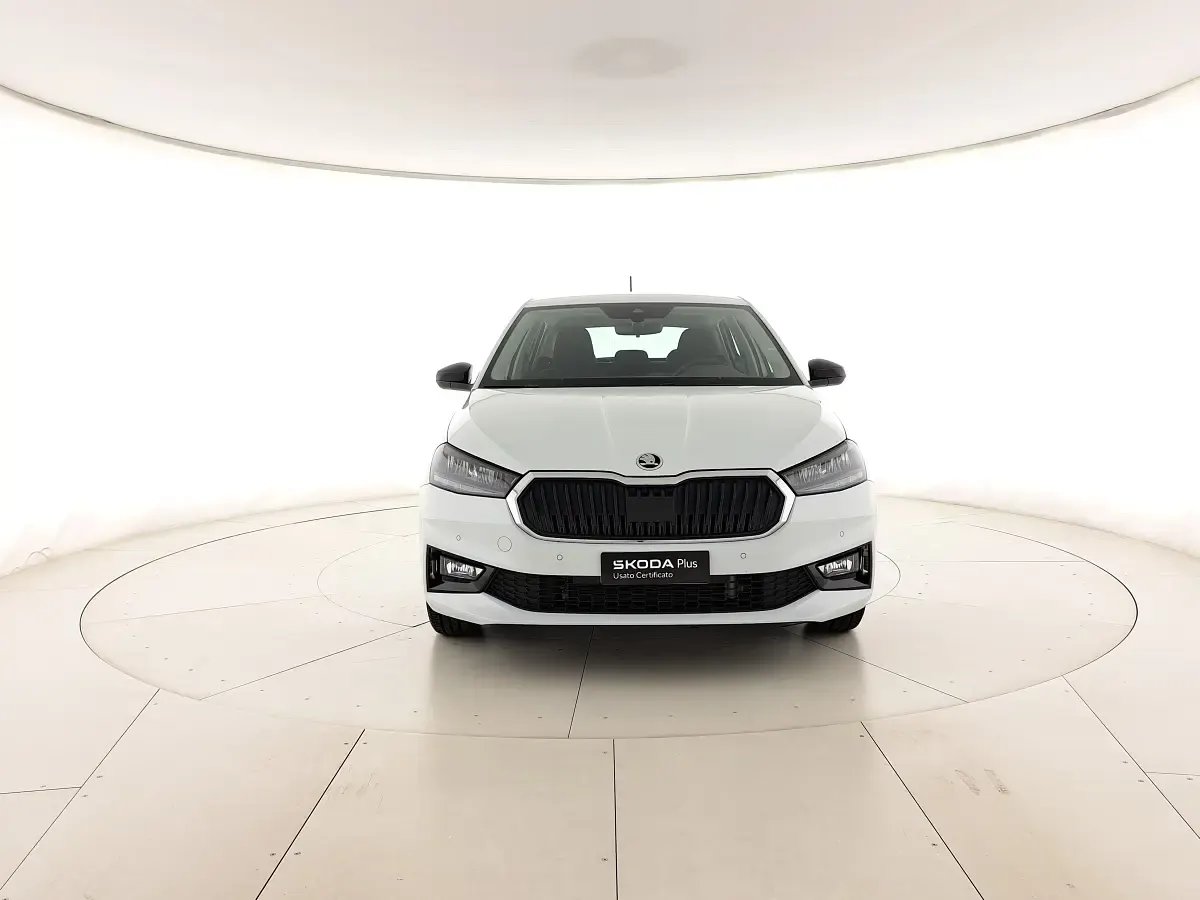 Usata Skoda Fabia 95 CV (69 kW) 2025 Bianco luna metallizzato Utilitaria