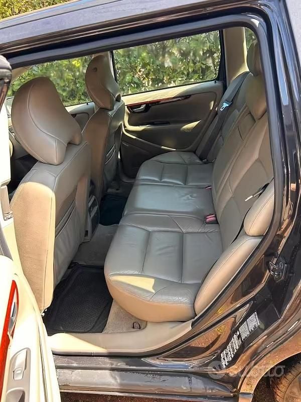 Usata Volvo V70 250 CV (183 kW) 2000 Station wagon