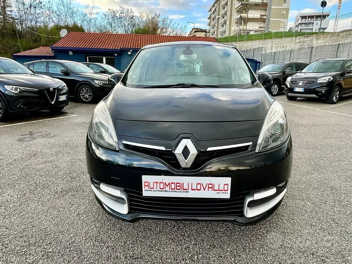 Usata Renault Scénic LIMITED 110 CV (80 kW) 2015 Nero Monovolume