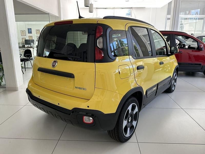 Nuova Fiat Panda Cross 65 CV (47 kW) 2025 Giallo Utilitaria