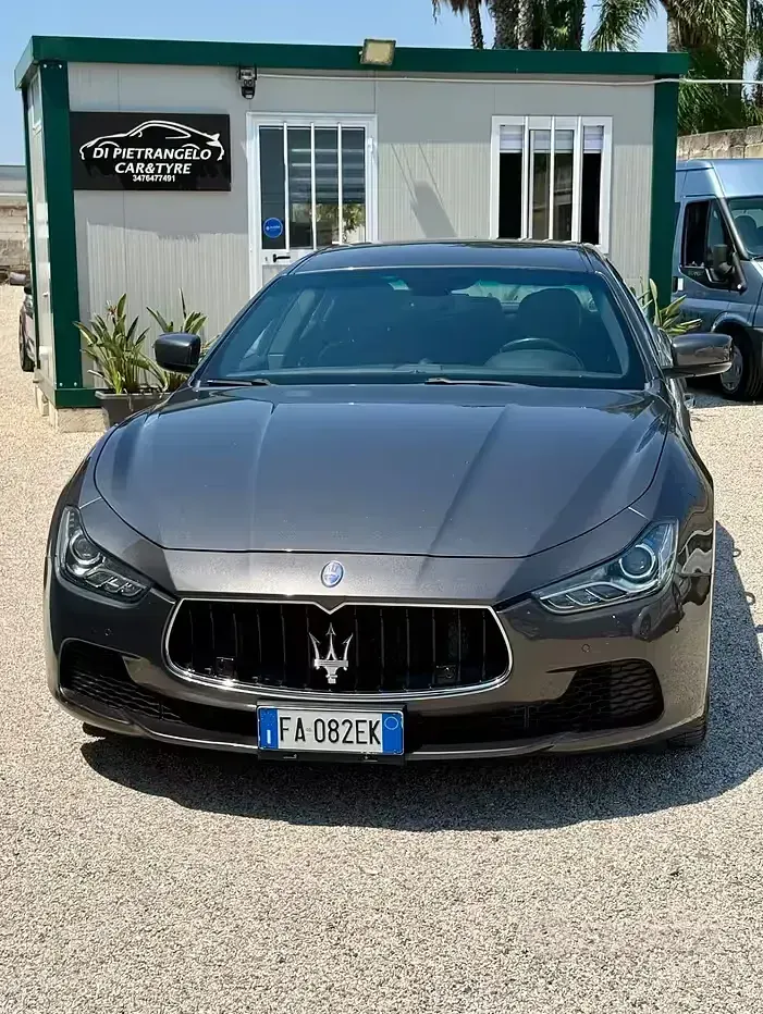 Usata Maserati Ghibli 250 CV (183 kW) 2015 Grigio Berlina