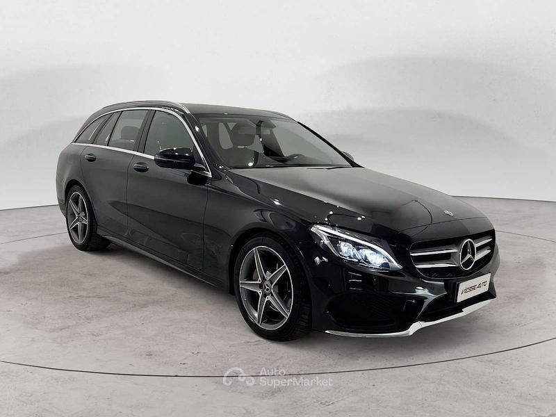 Usata Mercedes C220 Premium 170 CV (125 kW) 2018 Nero Station wagon