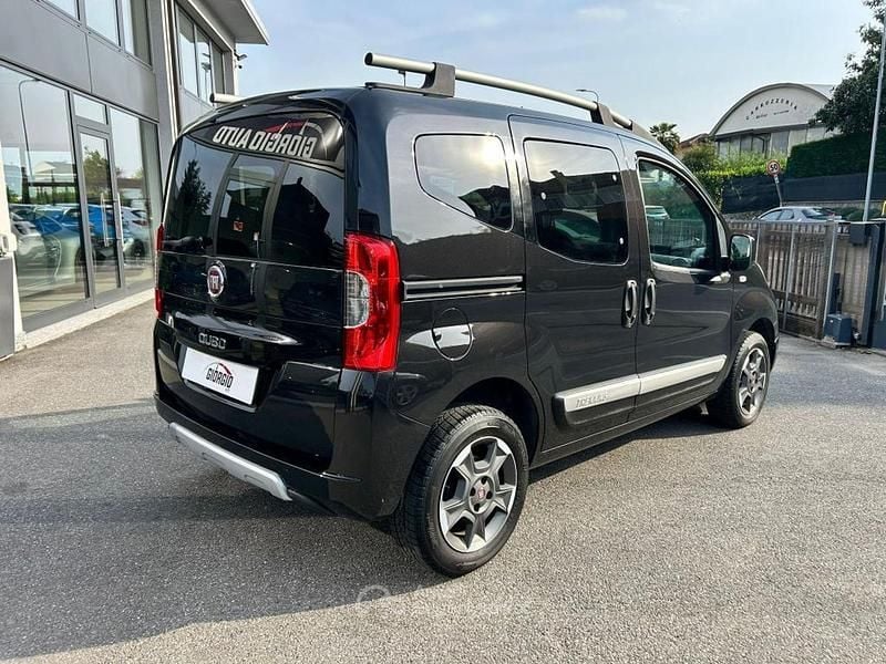 Usata Fiat Qubo Trekking 80 CV (58 kW) 2017 Nero Monovolume