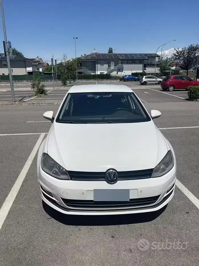 Usata VW Golf VII 110 CV (80 kW) 2016 Bianco Berlina