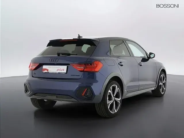 Usata Audi A1 Comfort 116 CV (85 kW) 2025 Blu navarra metallizzato SUV