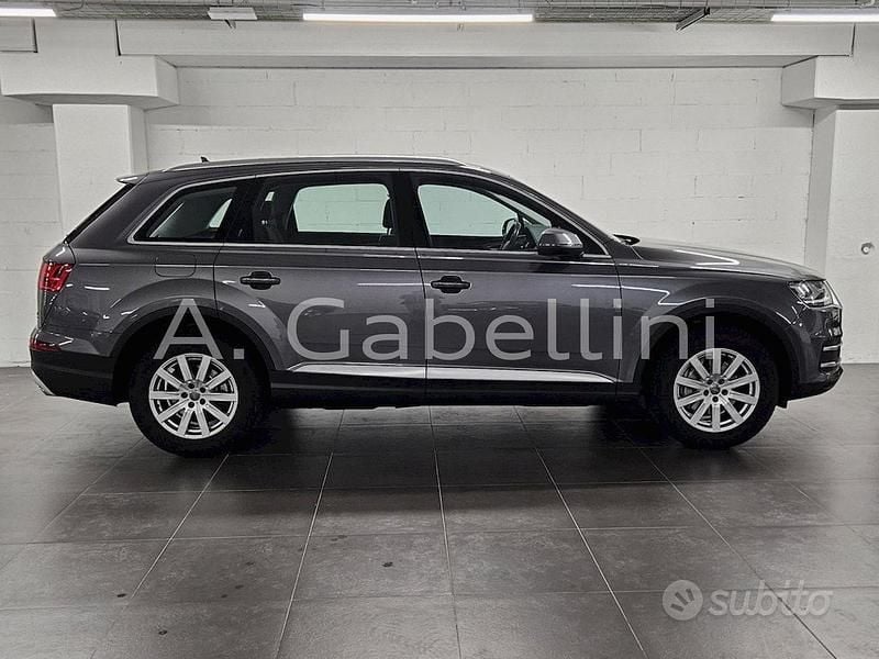Usata Audi Q7 Comfort 231 CV (169 kW) 2018 Grigio SUV