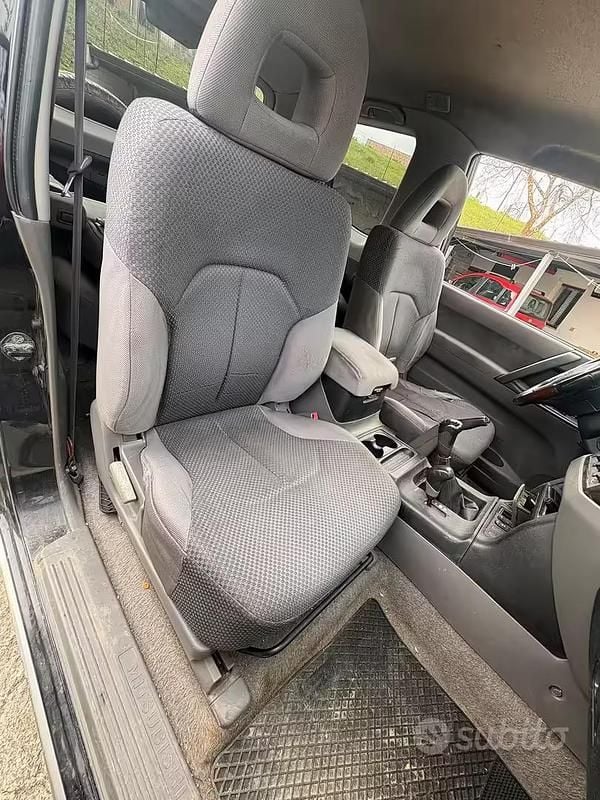 Usata Mitsubishi Pajero 160 CV (117 kW) 2004 Nero SUV