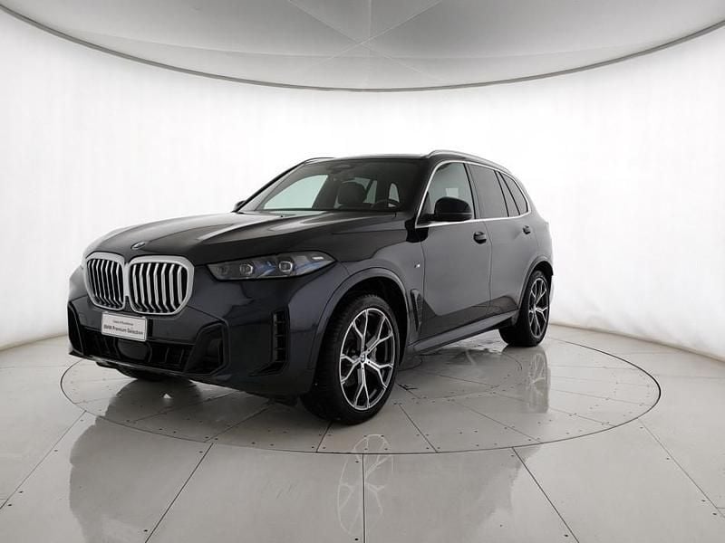 Nero Usata 2025 BMW X5 M Sport SUV | 79.500 € (Buon prezzo) - Immagine 1/4