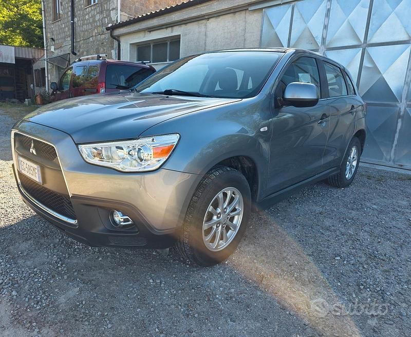 Usata Mitsubishi ASX Invite 150 CV (110 kW) 2011 Grigio SUV