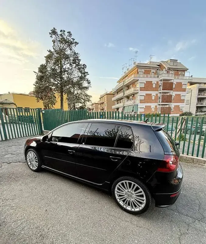 Usata VW Golf IV R 250 CV (183 kW) 2006 Nero Berlina