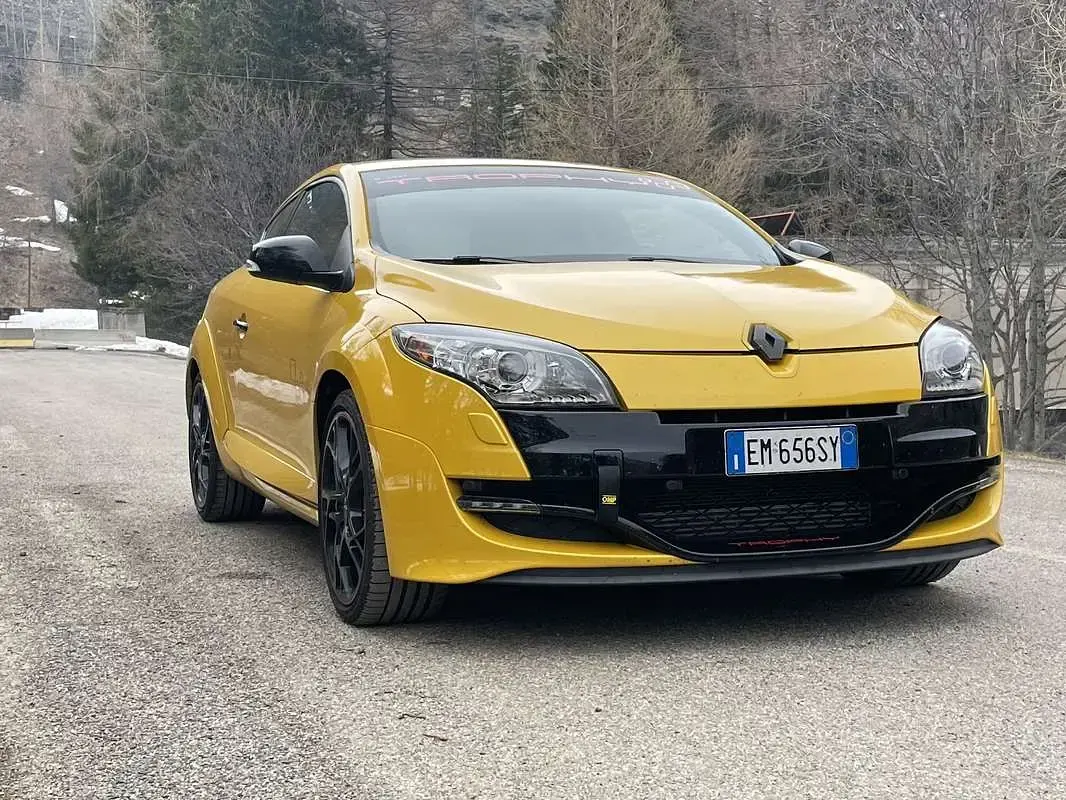 Brugt Renault Mégane Coupé Trophy 265 HK (194 kW) 2012 Coupe