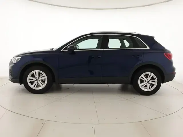 Usata Audi Q3 Business 150 CV (110 kW) 2023 Blu navarra metallizzato SUV