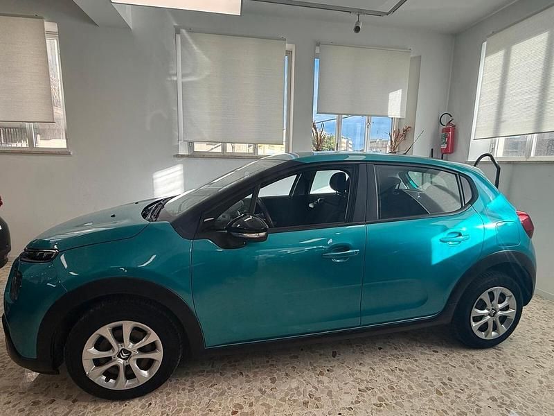 Usata Citroën C3 Shine 139 CV (102 kW) 2021 Blu Berlina