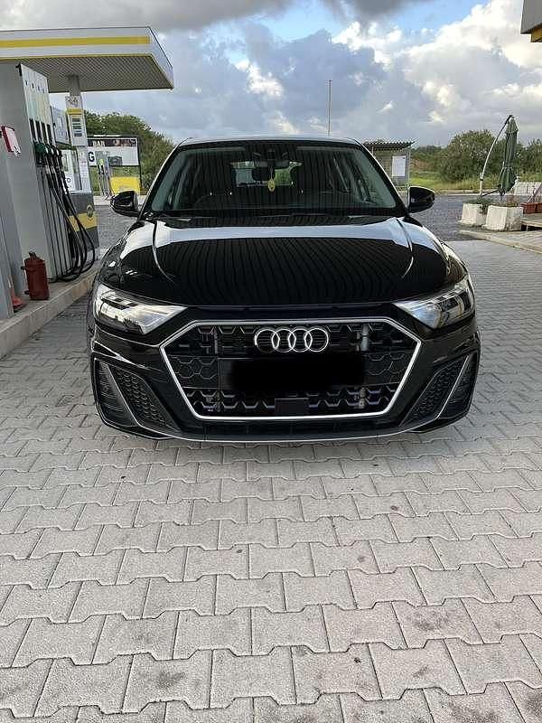 Usata Audi A1 Sportback S-Line 150 CV (110 kW) 2019 Utilitaria