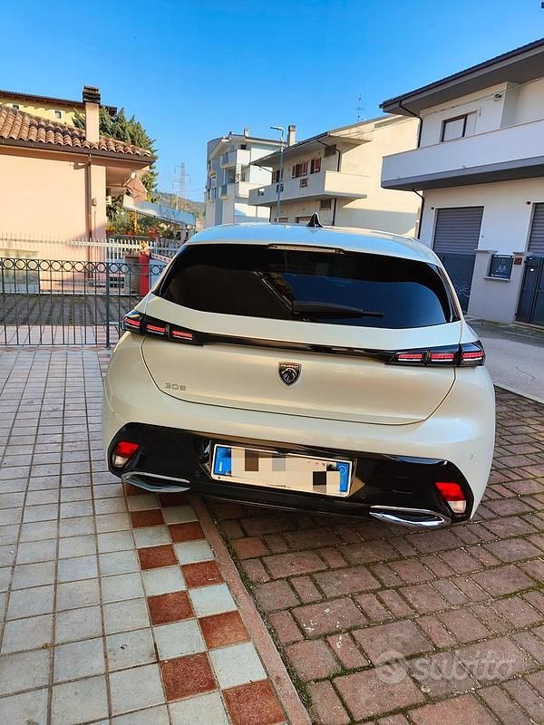 Usata Peugeot 308 131 CV (96 kW) 2022 Bianco Berlina