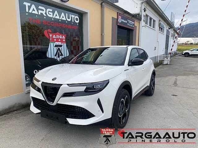 Usata Alfa Romeo GT Junior Edizione Speciale 145 CV (106 kW) 2024 Bianco SUV