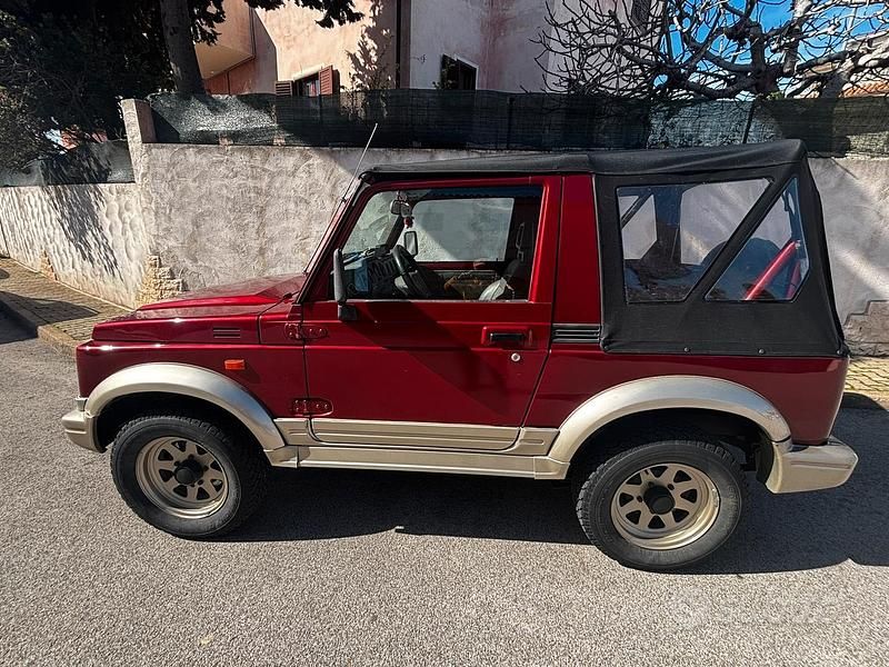 Usata Suzuki Samurai 64 CV (47 kW) 2001 SUV