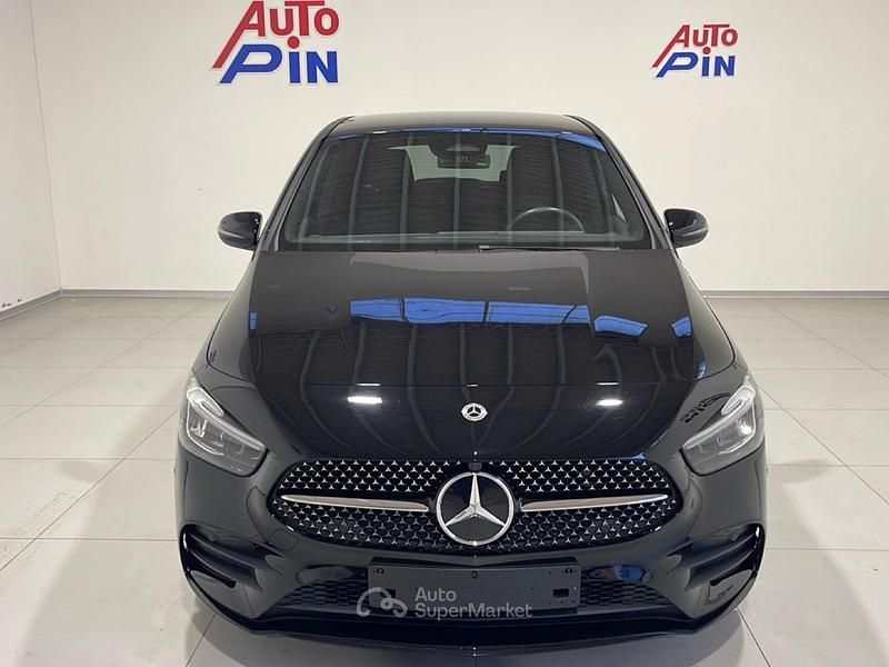 Usata Mercedes B200 AMG line 150 CV (110 kW) 2024 Nero Monovolume