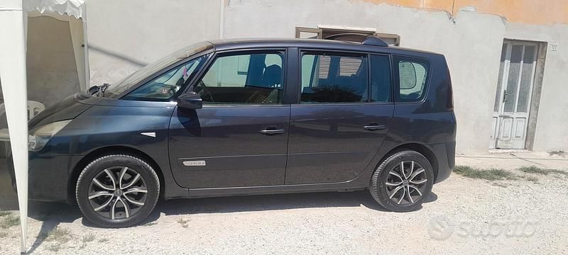Nero Usata 2008 Renault Espace Berlina | 500 € (Buon prezzo) - Immagine 1/3