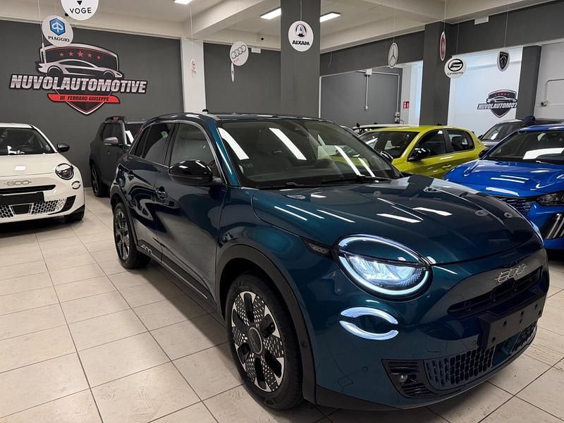 Usata Fiat 600 La Prima 100 CV (73 kW) 2025 Blu Station wagon