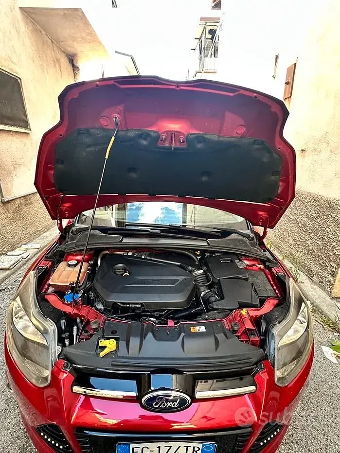 Usata Ford Focus 150 CV (110 kW) 2011 Rosso Berlina