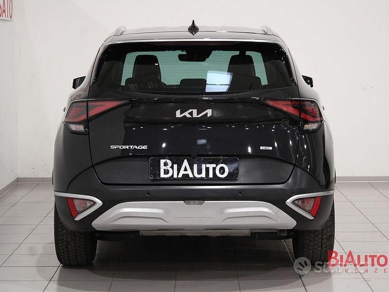 Usata Kia Sportage Style 230 CV (169 kW) 2022 Nero SUV