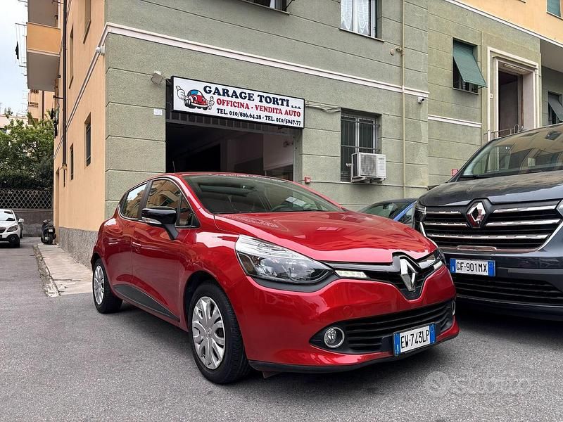 Usata Renault Clio IV 75 CV (55 kW) 2014 Rosso Berlina